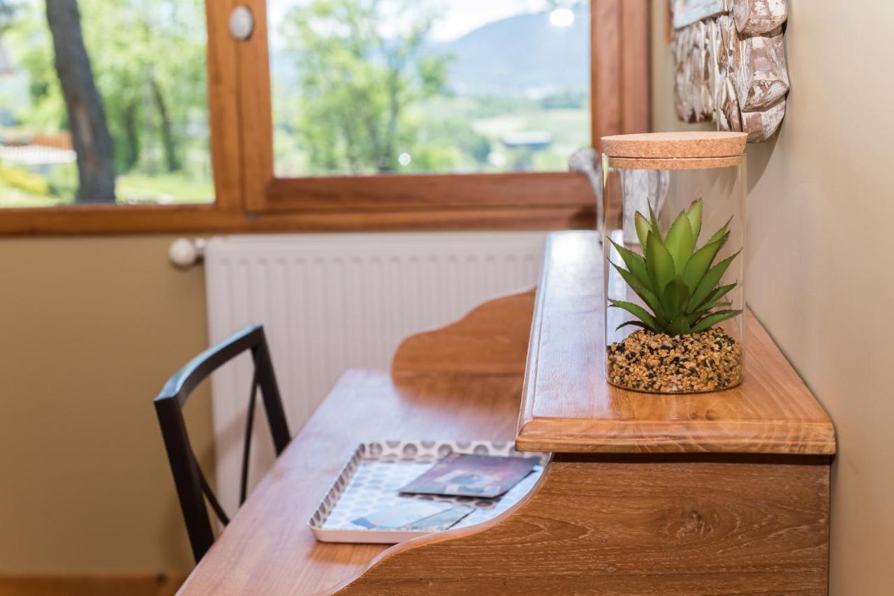 Maison d'hôtes Agathe et Sophie Lans-en-Vercors Extérieur photo